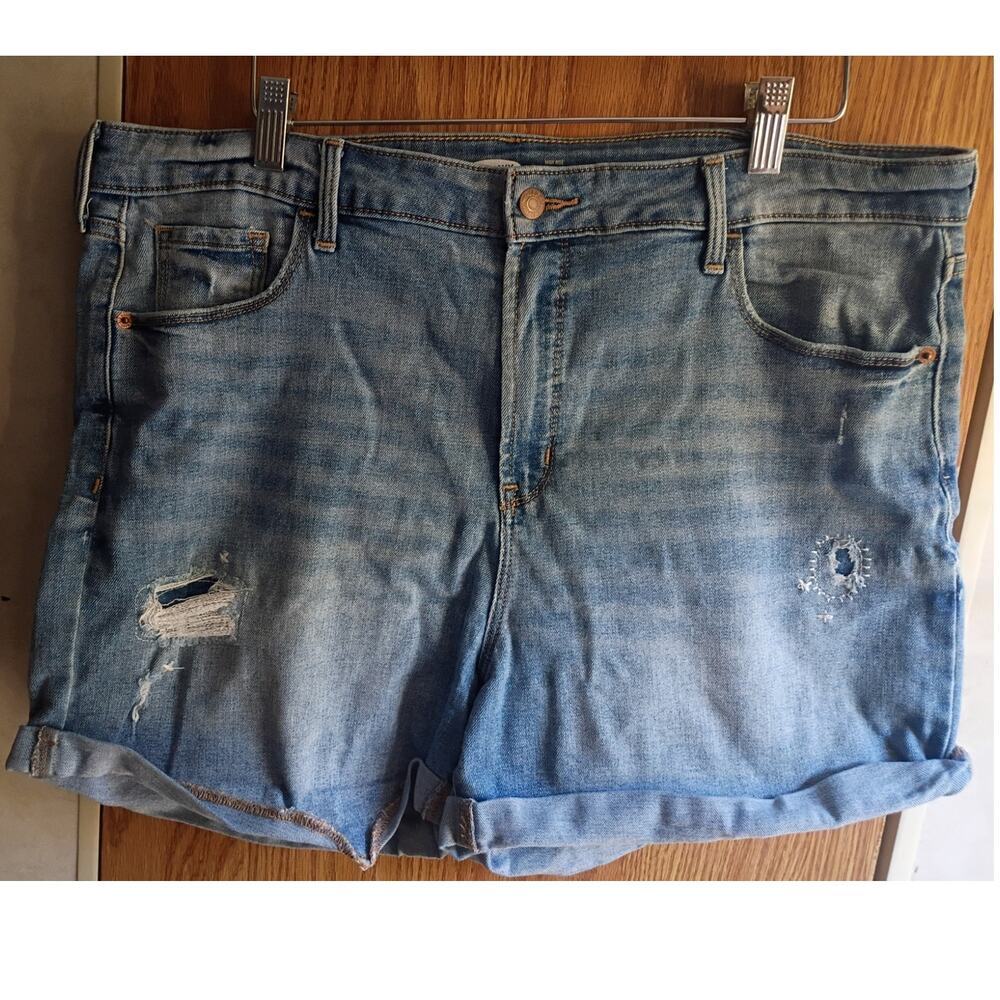 Old Navy Vanessa High Rise Denim Shorts Size 16 Distressed Embroidered Cuffed